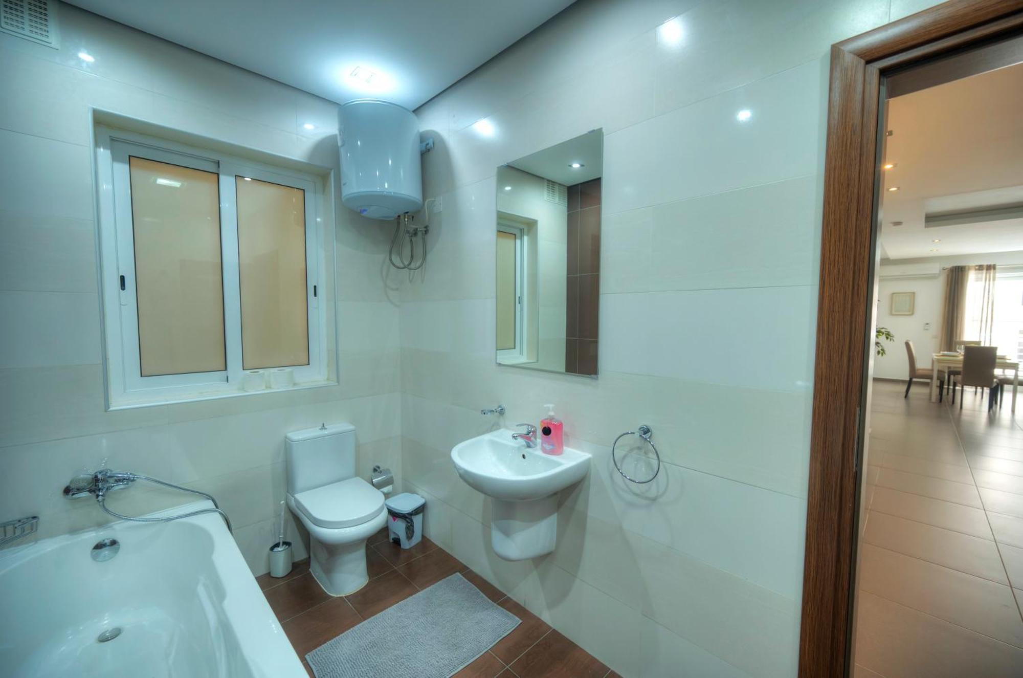Bright & Large 2Bedrooms In Sliema Center Mpor1-1 Eksteriør billede